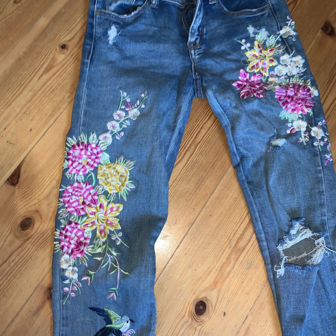 Slitna broderade Jeans - 91