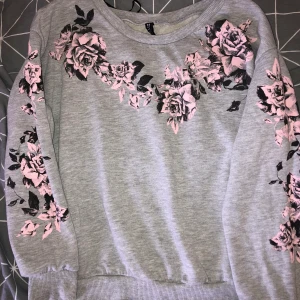 tröja - tröja från H&M i fint skick 