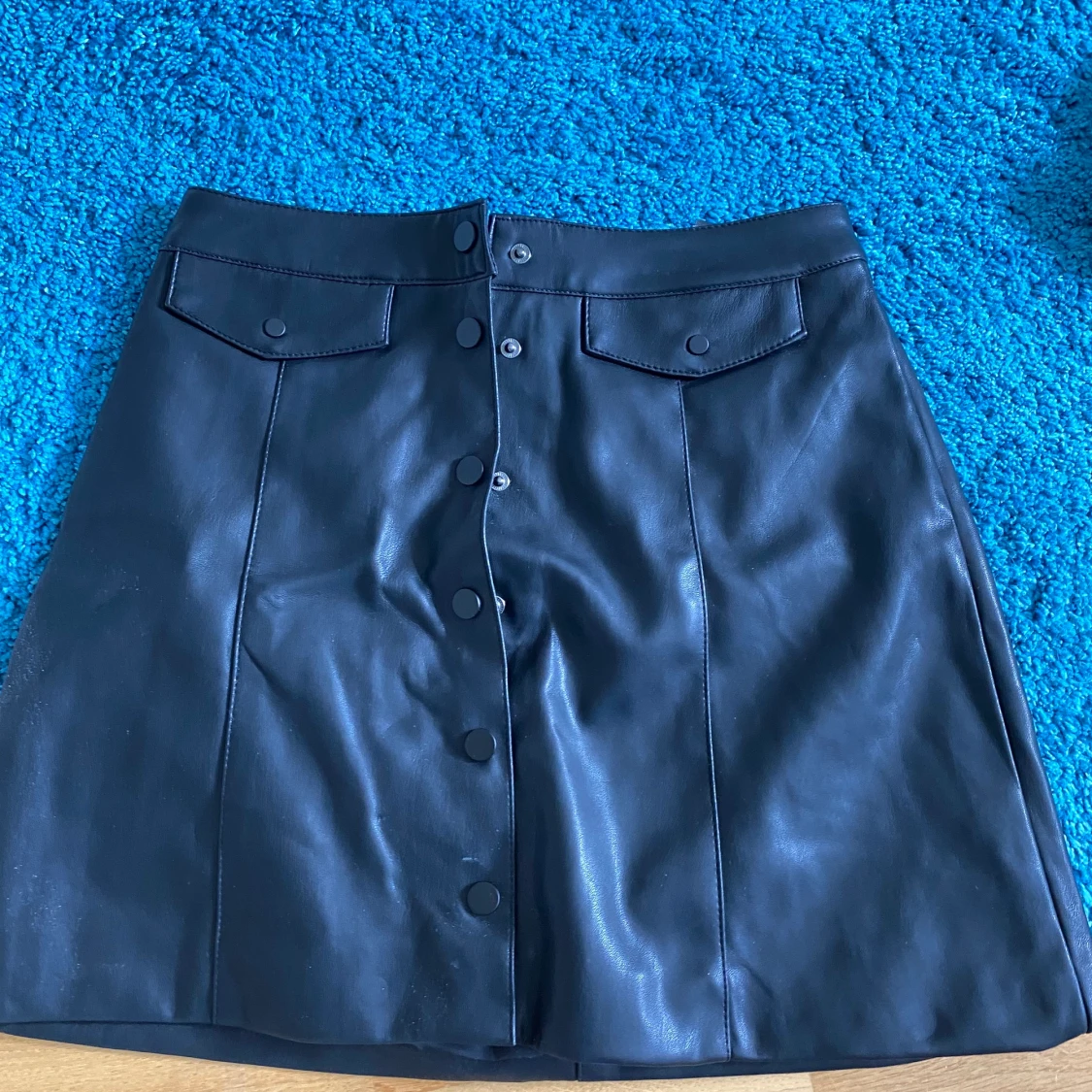 Hm kjol, aldrig använd