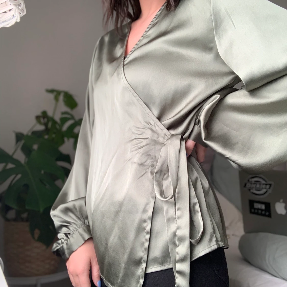 Blus med ballongärmar  - 91