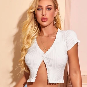 Trendig vit topp - Jättemjuk fin vit topp 