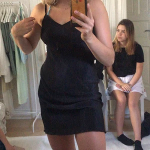  - Klänning NAKD. super söt passar XS-S 