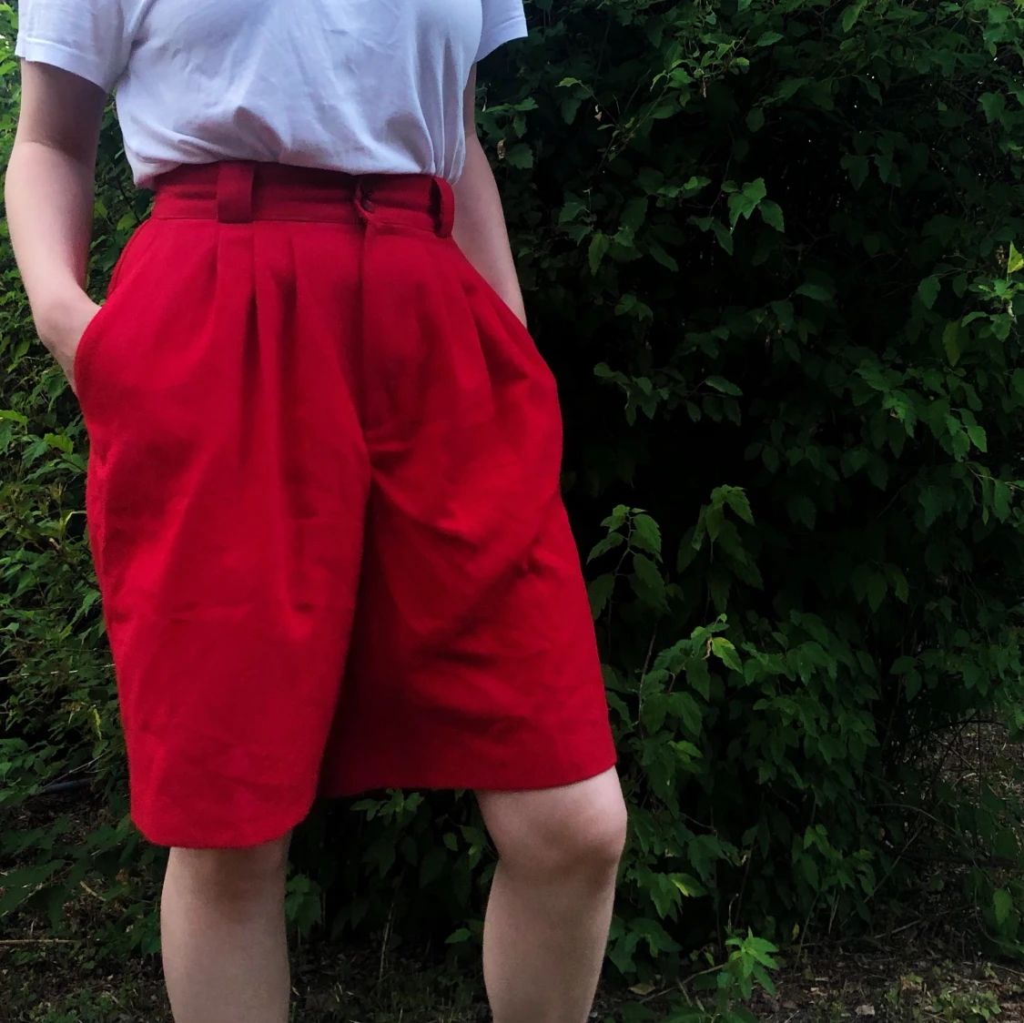 Röda retro shorts
