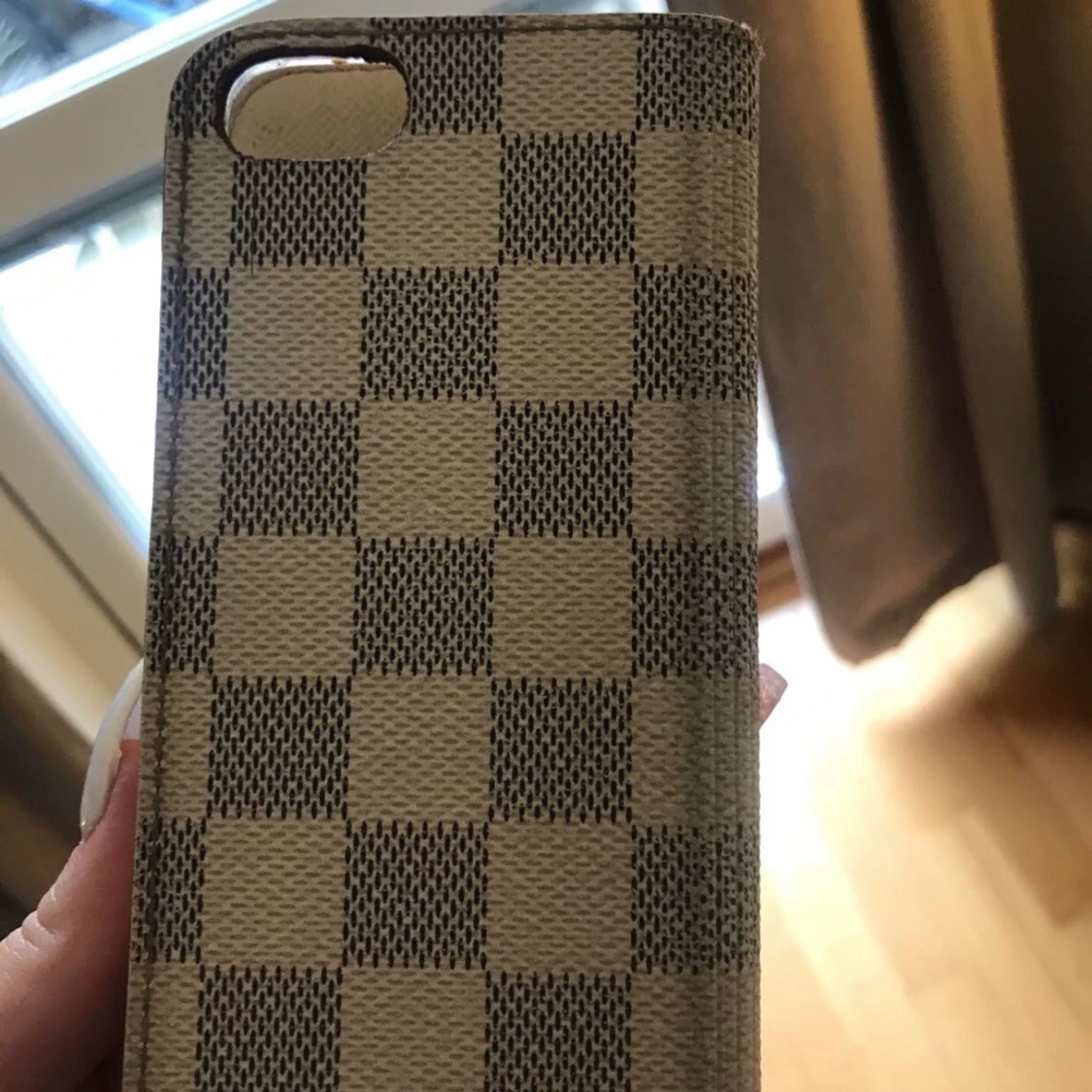 Louis Vuitton mobilskal för iPhone 7 - 90