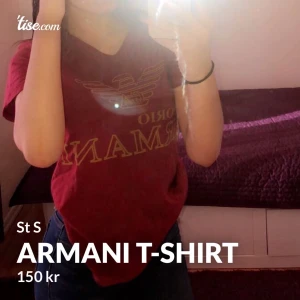 Armani t-shirt - I nyskick passar s och xs 