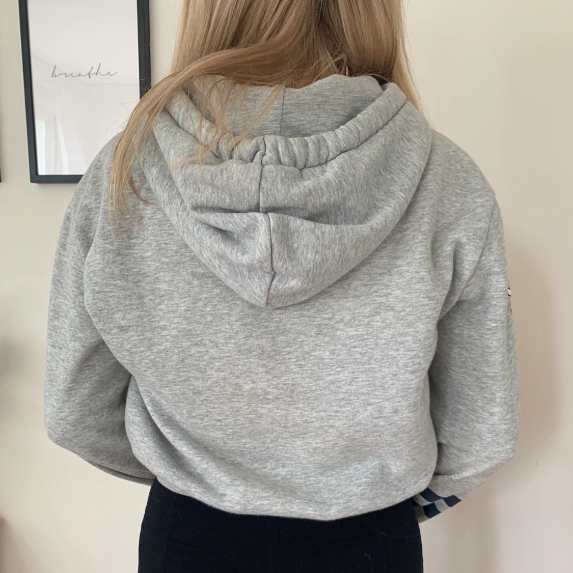 Hoodie i storlek XS - 91