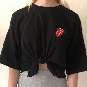 Cool t-shirt - Storlek XL. Priset kan sänkas vid snabbt köp. Frakt tillkommer!