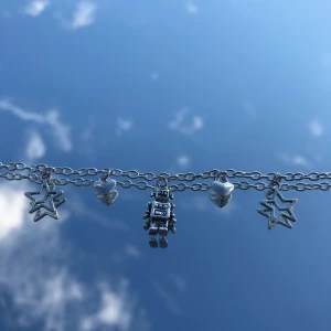 Halsband  - Säljer detta super fina halsband🥰