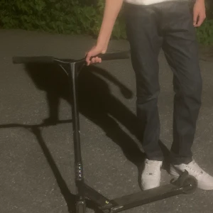 Kick bike/spark cykel  - Bra kvalite bra form bra balans skön i allmänt medela för mer information 