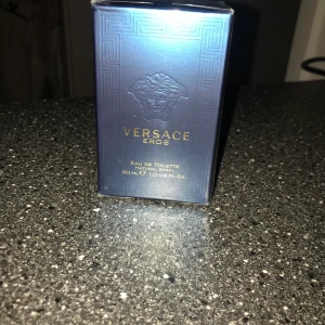 VERSACE parfym Ny  - Helt ny i  förpackning