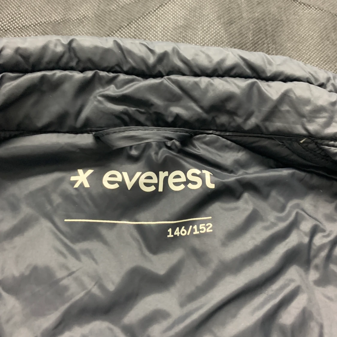 Everest väst - 91