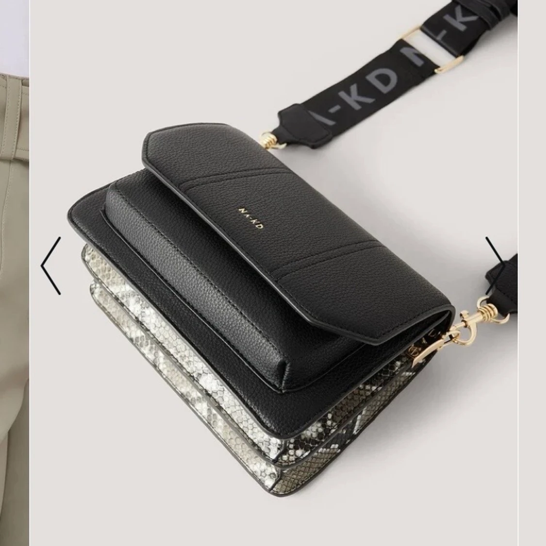 Väska m. bred axelrem - 91