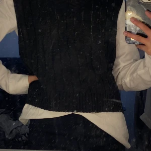 Väst - Säljer denna super fina västen från Shein! Gratis frakt!