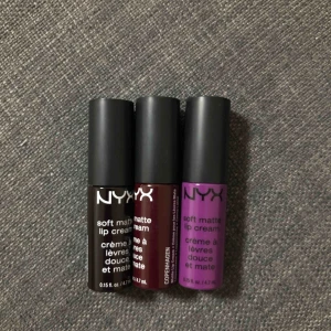  - Nyx soft matte lip cream - finns i 3 olika färger - transylvania, copenhagen och seoul - 15kr/st eller 3för 40kr - frakt 12kr/kan mötas i Motala