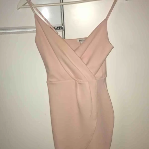  - Använd en gång. Slits längst ner fram. 