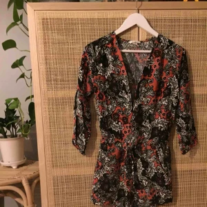  - Byxdress från hm. Fint skick. 