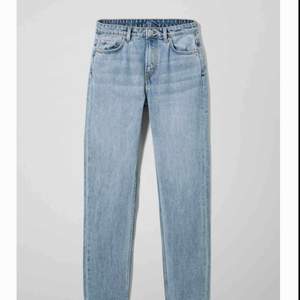 Jeans från Weekday använda 1 tillfälle men inte kommer till användning 😢 köpt för 500kr 