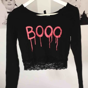  - Inte mycket använd kam gå ner i pris, magtröja med långa ärmar 