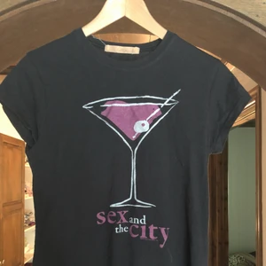  - Sex and the city t-shirt 