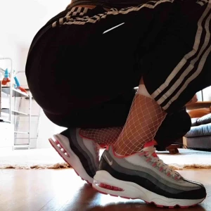  - Helt nya air max 95 säljer pga att dom aldrig blir använda. Nypris 1299