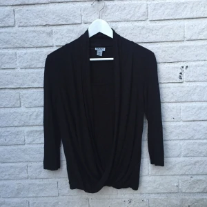  - 100% viskos, bara använd några få gånger så i fint skick. 