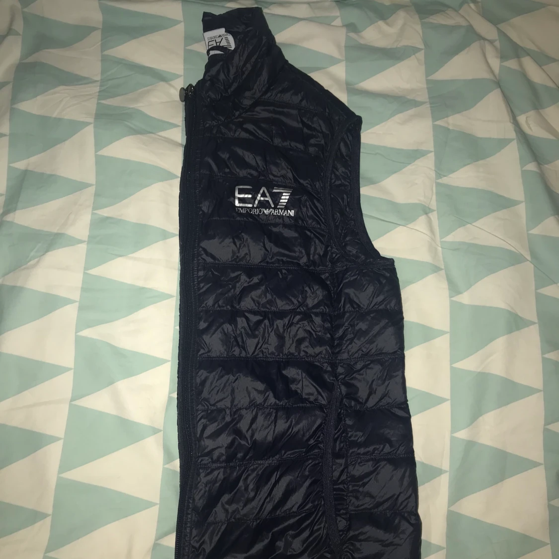EA7 väst strl S - 90
