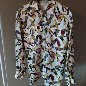 Vintage Escada skjorta! - Speciell vintage skjorta från Escada i utmärkt skick. 
