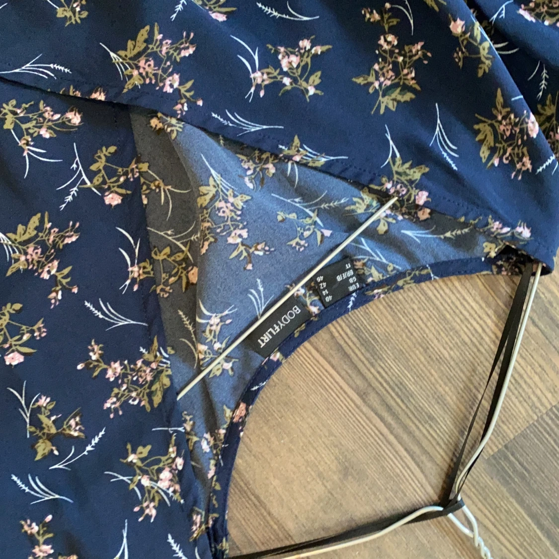 Blå blommig klänning strl 40 - 90