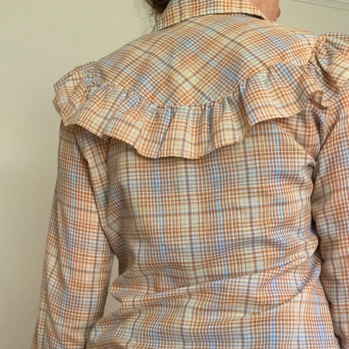 Rutig blus/skjorta  - 91