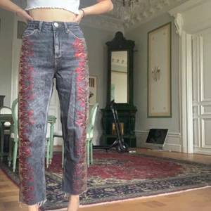 Jeans - Överväger att sälja mina älskade fire jeans, då jag behöver pengar:/