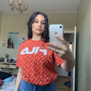 FILA t-shirt  - Använd 2 gånger 