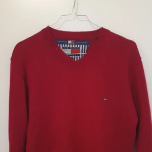 Tommy helfiger tröja  - Tommy helfiger tröja orginal pris 629 kr mitt pris 240 + frakt
