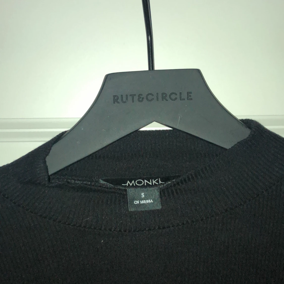 Svart långärmad tröja stl S/m - 91