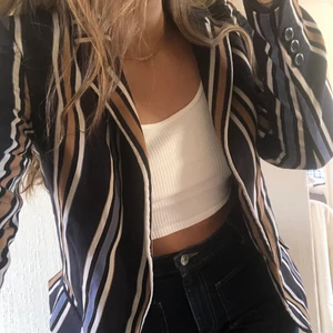 H&M kavaj - Kavaj från H&M, aldrig använd! Stl 34