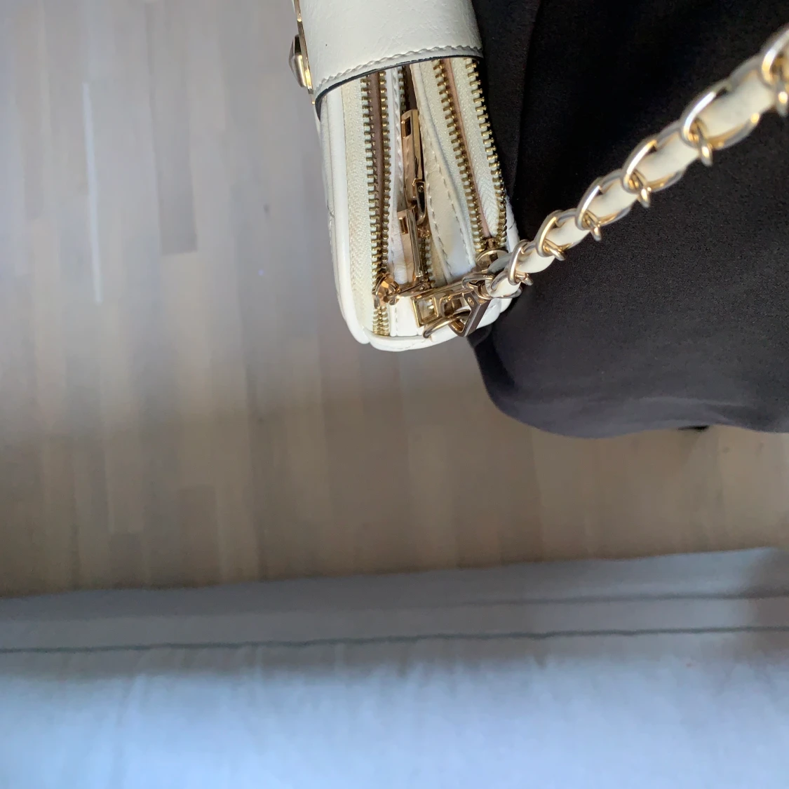 Chanel väska med flera fack - 91