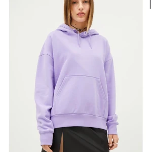 Weekday hoodie - Högsta bud ligger nu på 100! Säljer denna hoodie från weekday i strlk XS men den passar även s/m