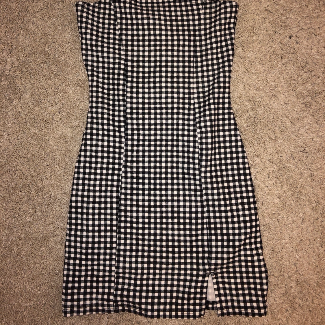 Rutig klänning - 91