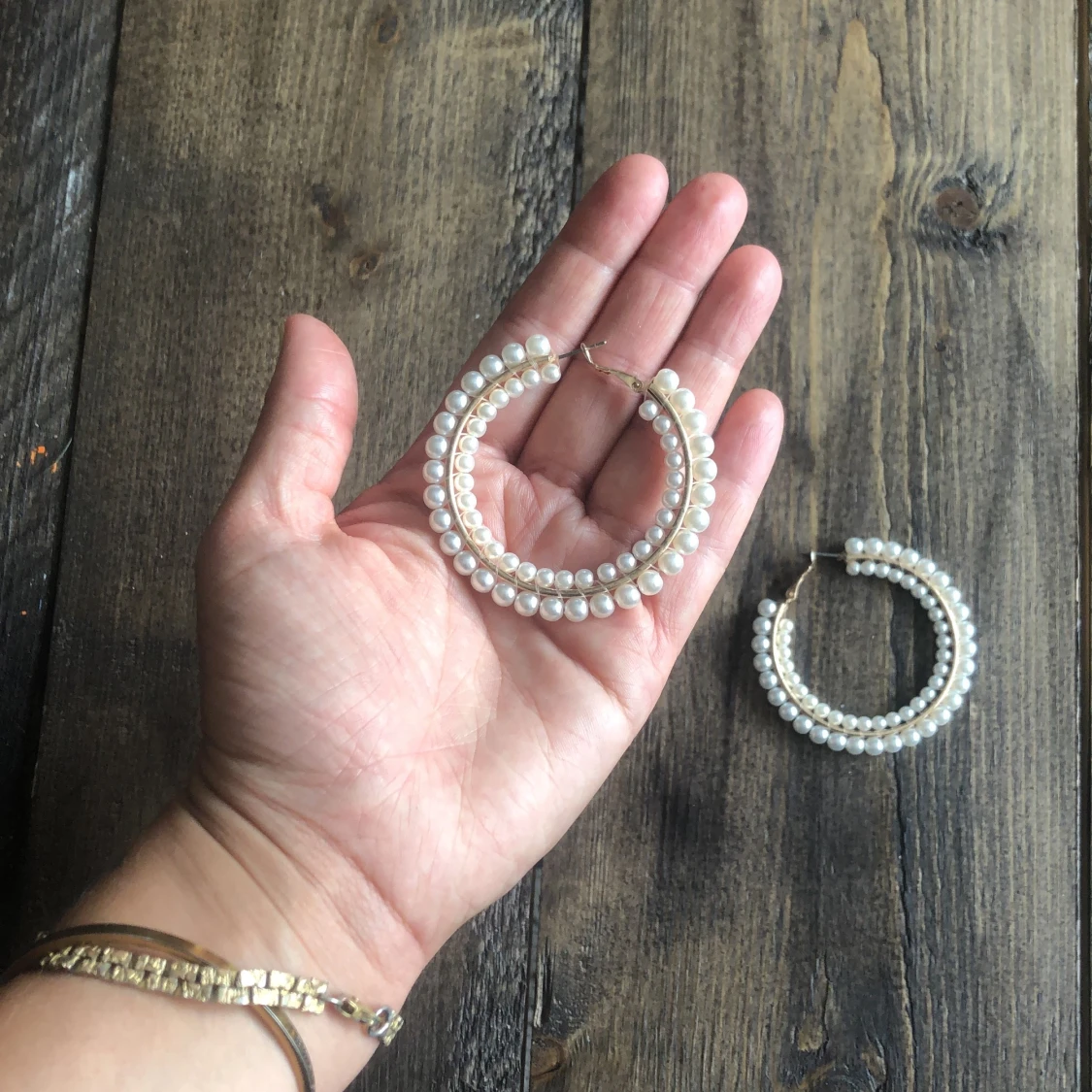 Stora örhängen med pärlor - 91