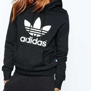 Adidas hoodie - Adidas hoodie i str S. 