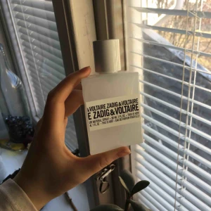  - HalvFULL Zadig-parfym! Håller jättelånge:) 