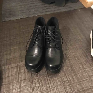  - Vagabond skor stl 37 använd 2 ggr. 