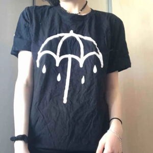  - Bring Me The Horizon tshirt i strl M. Frakt ingår i priset✨