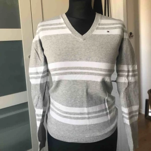  - Köpt i Tommy Hilfiger butiken i Florida   Str: XS