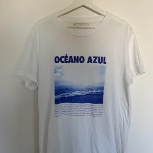 T-shirt - Cool t-shirt köpt på second hand, köparen står för frakt💖💖