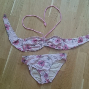  - Jättefin rosa bikini i storlek XS. Knappt använd. 