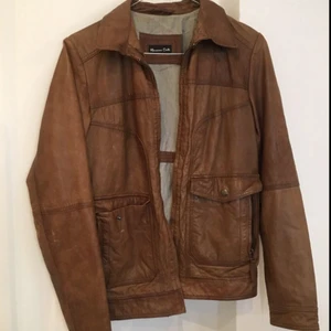  - Super fin skinn jacka från Massimo Dutti. Storlek S. Som ny! 