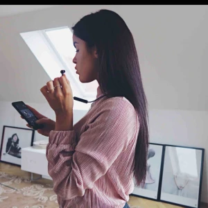  - Tunn jacka. Knappt använd. Frakt tillkommer 