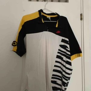  - Inga fläckar & typ aldrig använt :)frakten står du för själv 