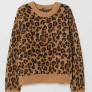  - Från hm, använd en gång jätteskön. Frakt tillkommer 🌸