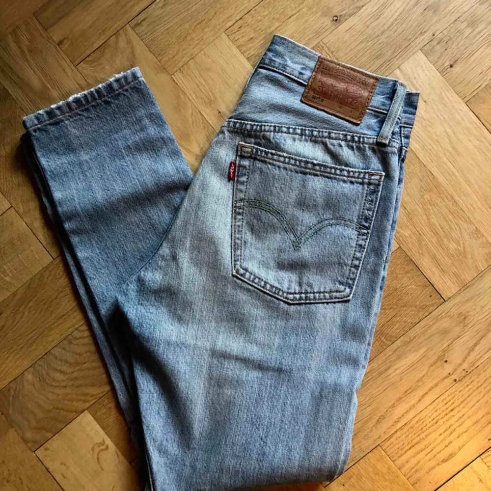 Levis 501 skinny dam.. Jeans & Byxor.